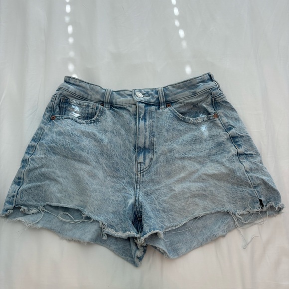 American Eagle Denim Shorts - Picture 1 of 3
